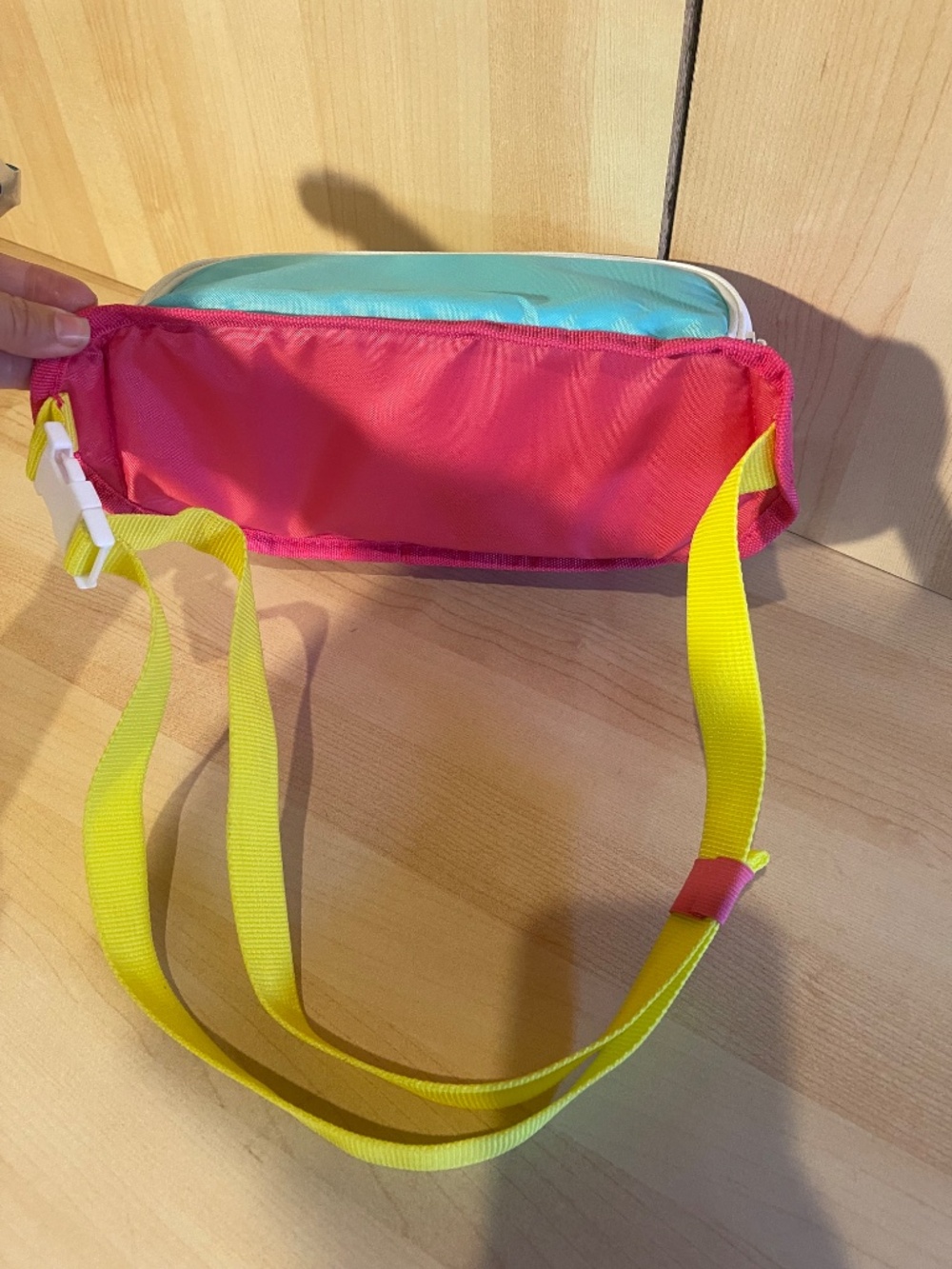 Igloo 3 can Retro Fanny Pack Cooler Bag, Yellow and Mint Green - Picture 2 of 5